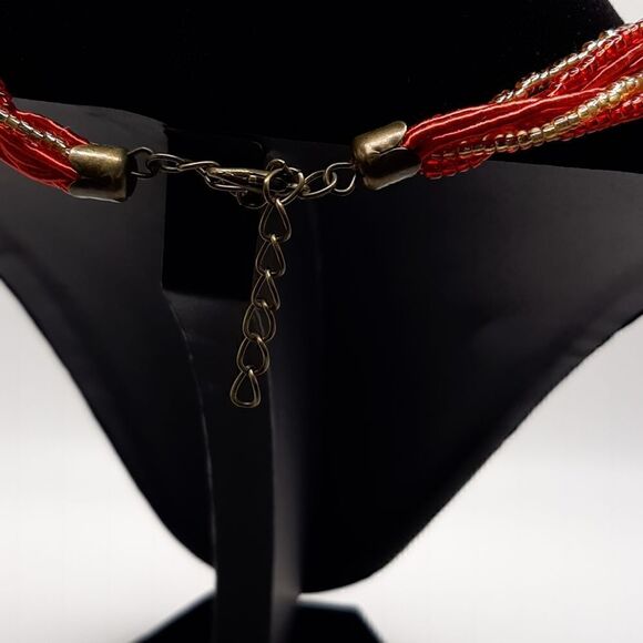 Boho red tassel necklace pink stone - Picture 5 of 6